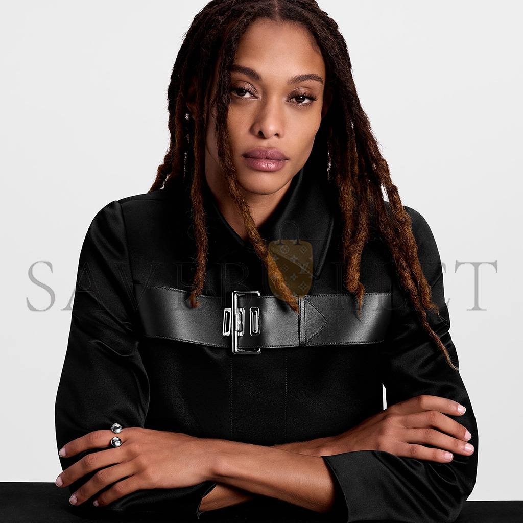 l**is V*t*n lv studs ring m1145m